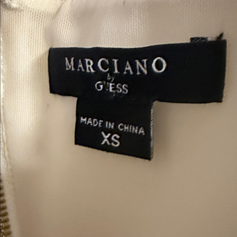 Guess by Marciano Cream Crop Top